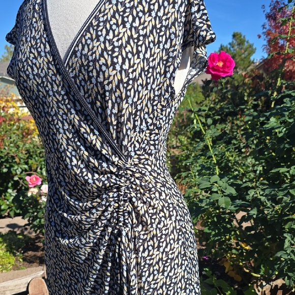 Max Studio Leaf Patterned Midi Dress - Picture 4 of 7